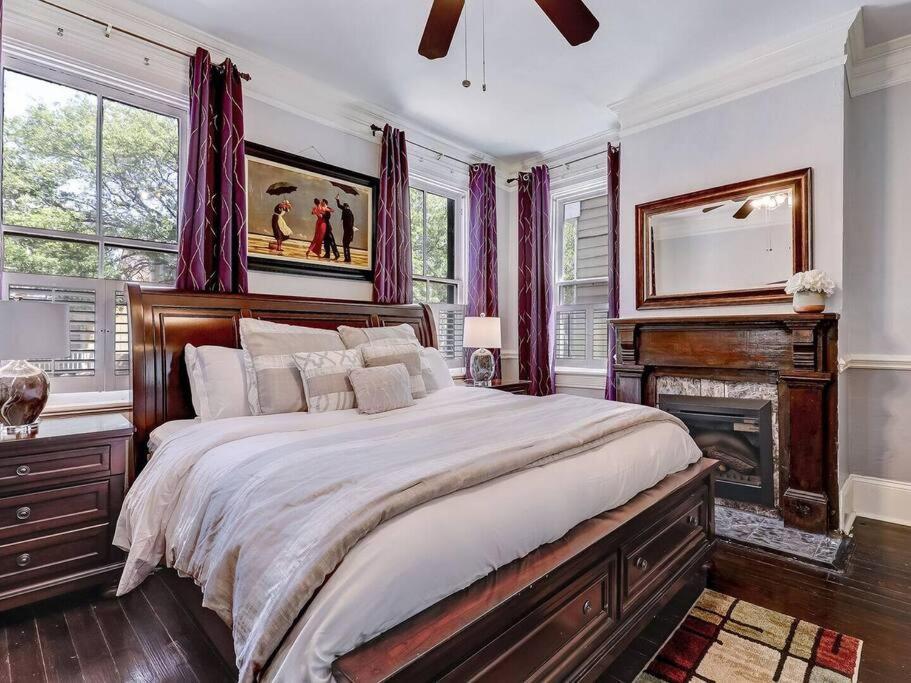 Historic Savannah Gold Private Condo With Pool - 2Bed, 1&Half Bath, Sleeps 6, 1St Floor, 15 Min Walk To Historic Savannah Center And All Attractions Exterior photo
